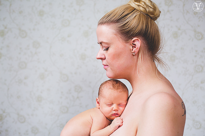 fotografering av nyfödd, Fotograf Evelina Eklund Hassel i Jönköping och Karlstad